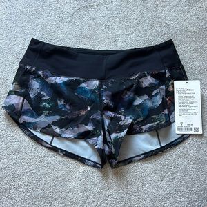 NWT Lululemon Speed up shorts!